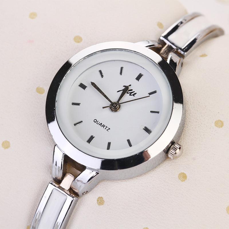 Ladies bracelet quartz watch