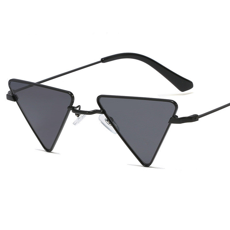 Triangle frame sunglasses