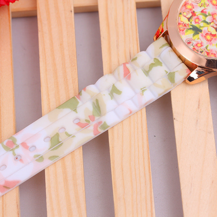 Ladies silicone quartz watch with floral pattern