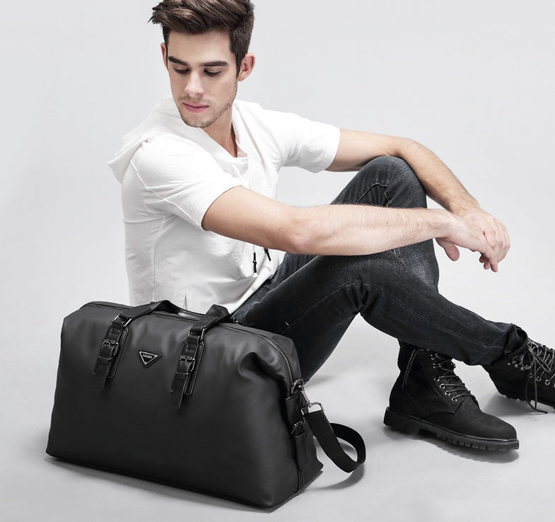 Multifunctional shoulder messenger bag